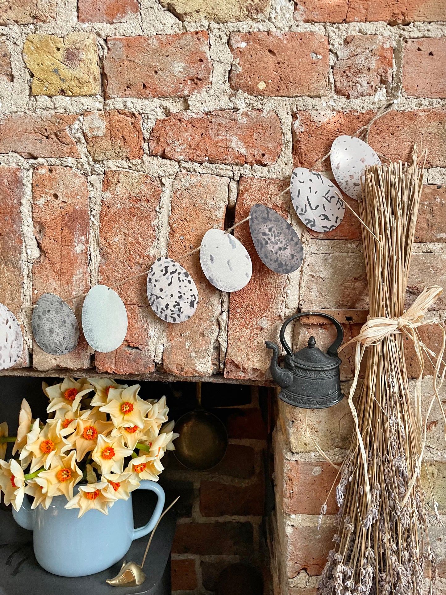 Speckled Egg Bunting