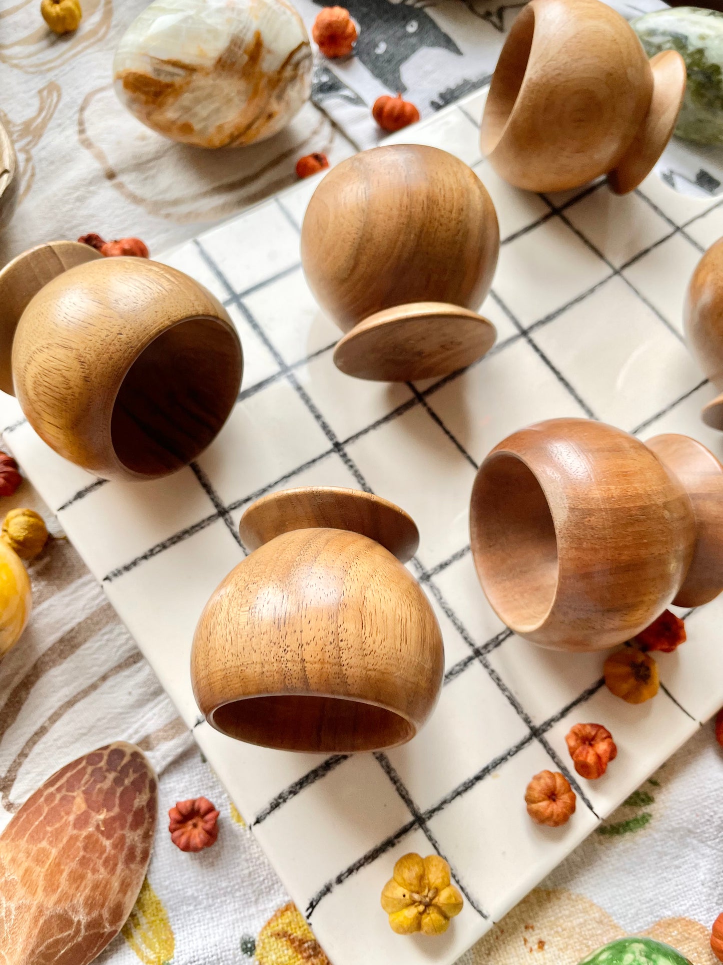 Set of 6 wooden egg cups 🥚