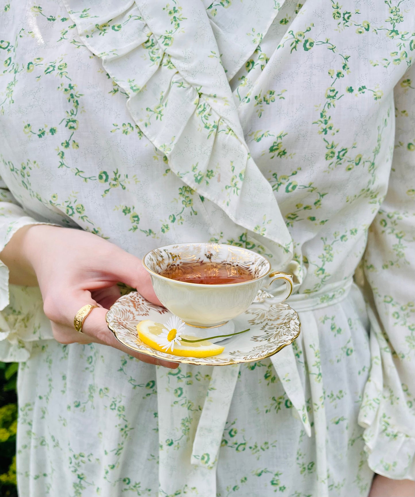 Teacup & Saucer