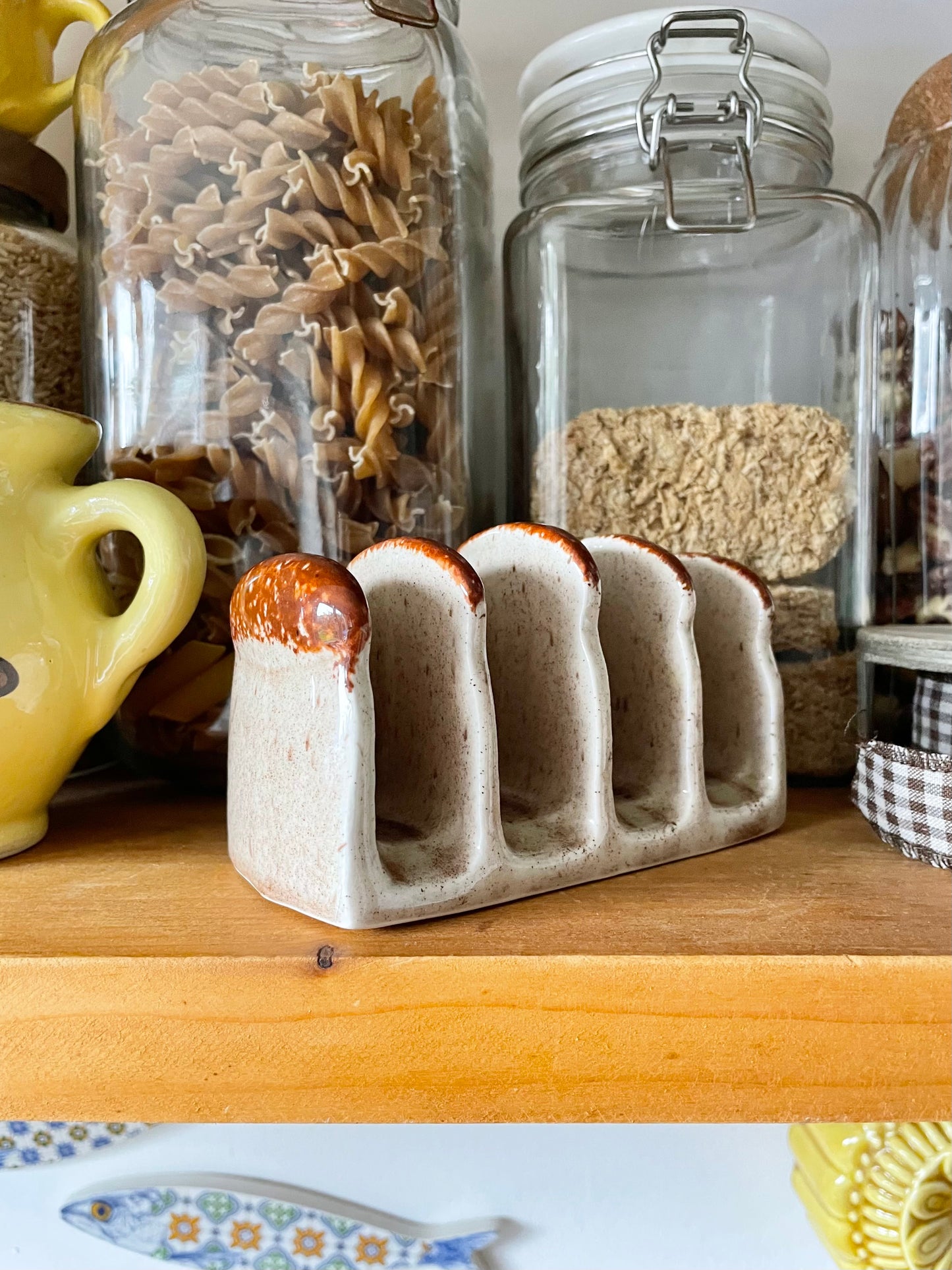 Vintage Loaf of Bread Ceramic Toast Rack