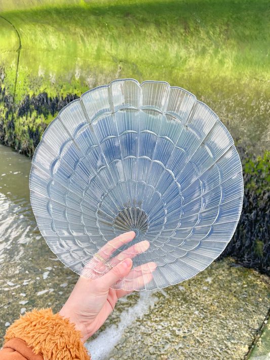 Large Glass shell dish