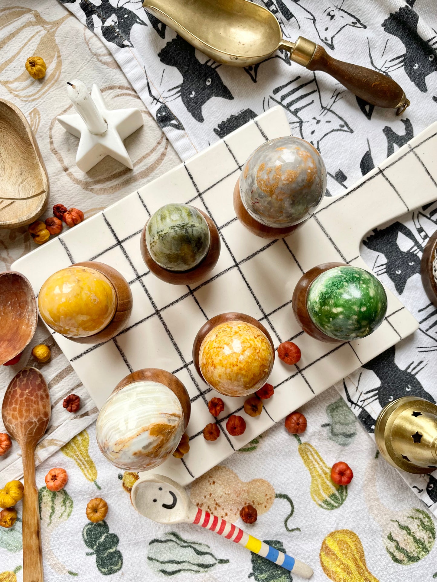 Set of 6 wooden egg cups 🥚