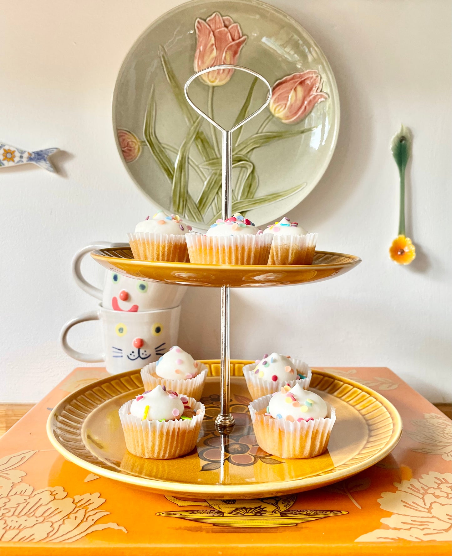 Palissy Cake Stand