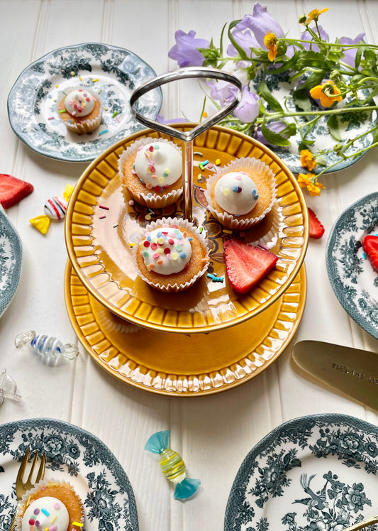Palissy Cake Stand