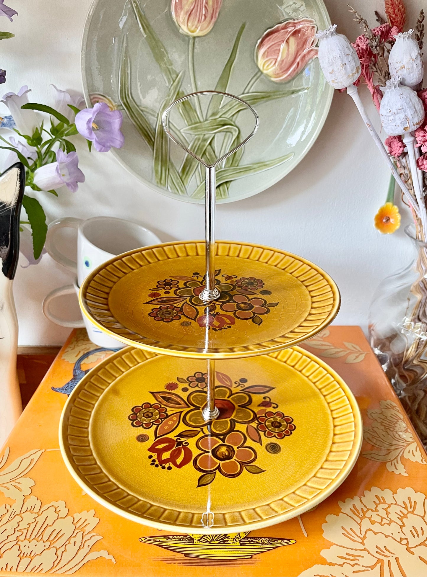 Palissy Cake Stand
