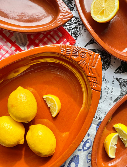 8-piece set of terracotta fish serving dishes