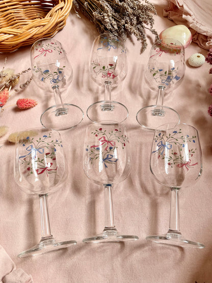 Set of 5 Vintage Italian Bow Glasses 🎀