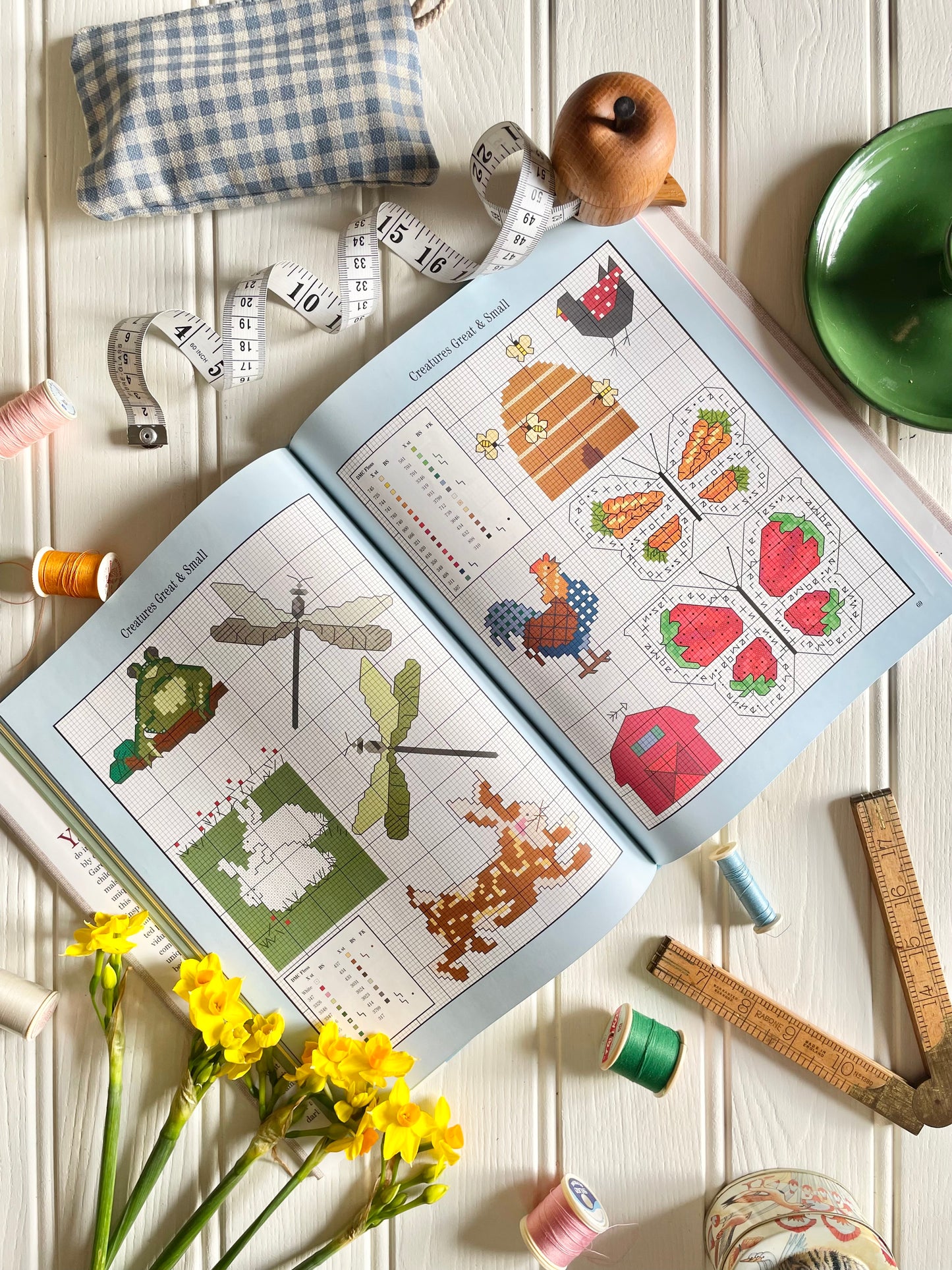Two-Hour Country Cross-Stitch Book