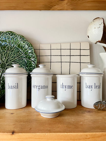Set of 4 Bloomsbury spice jars