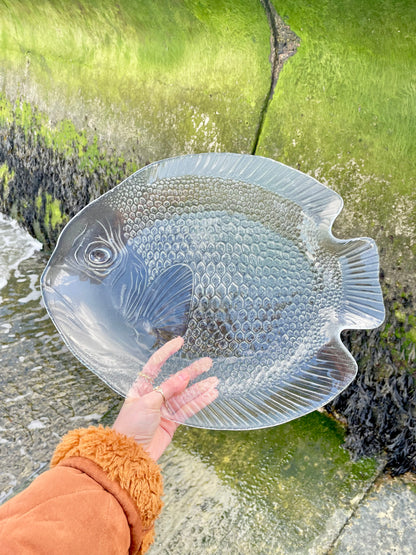 Large fish serving dish 🐟