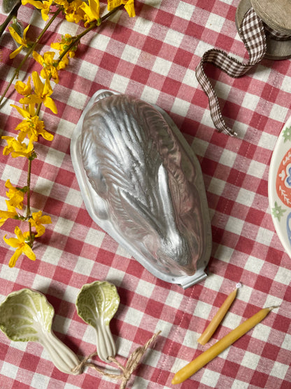 Vintage Tin Bunny Mold