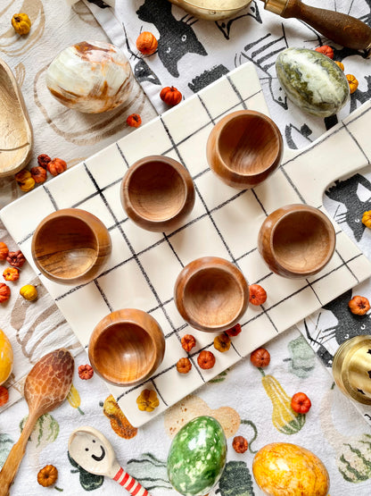 Set of 6 wooden egg cups 🥚