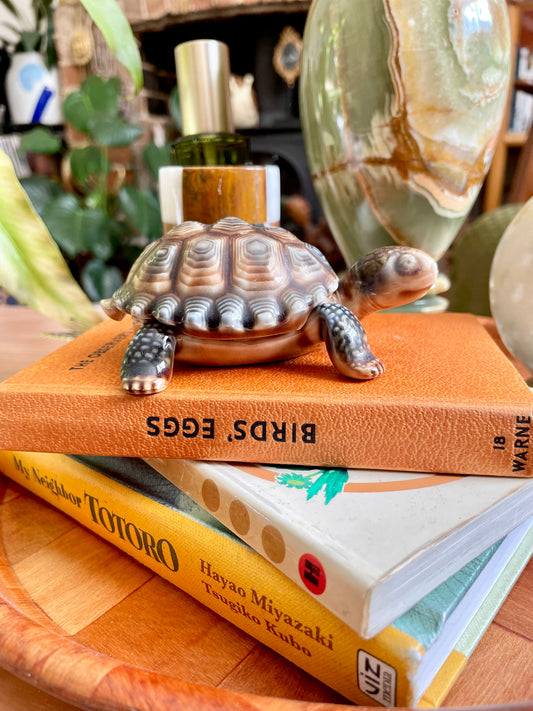 Wade Tortoise Pot