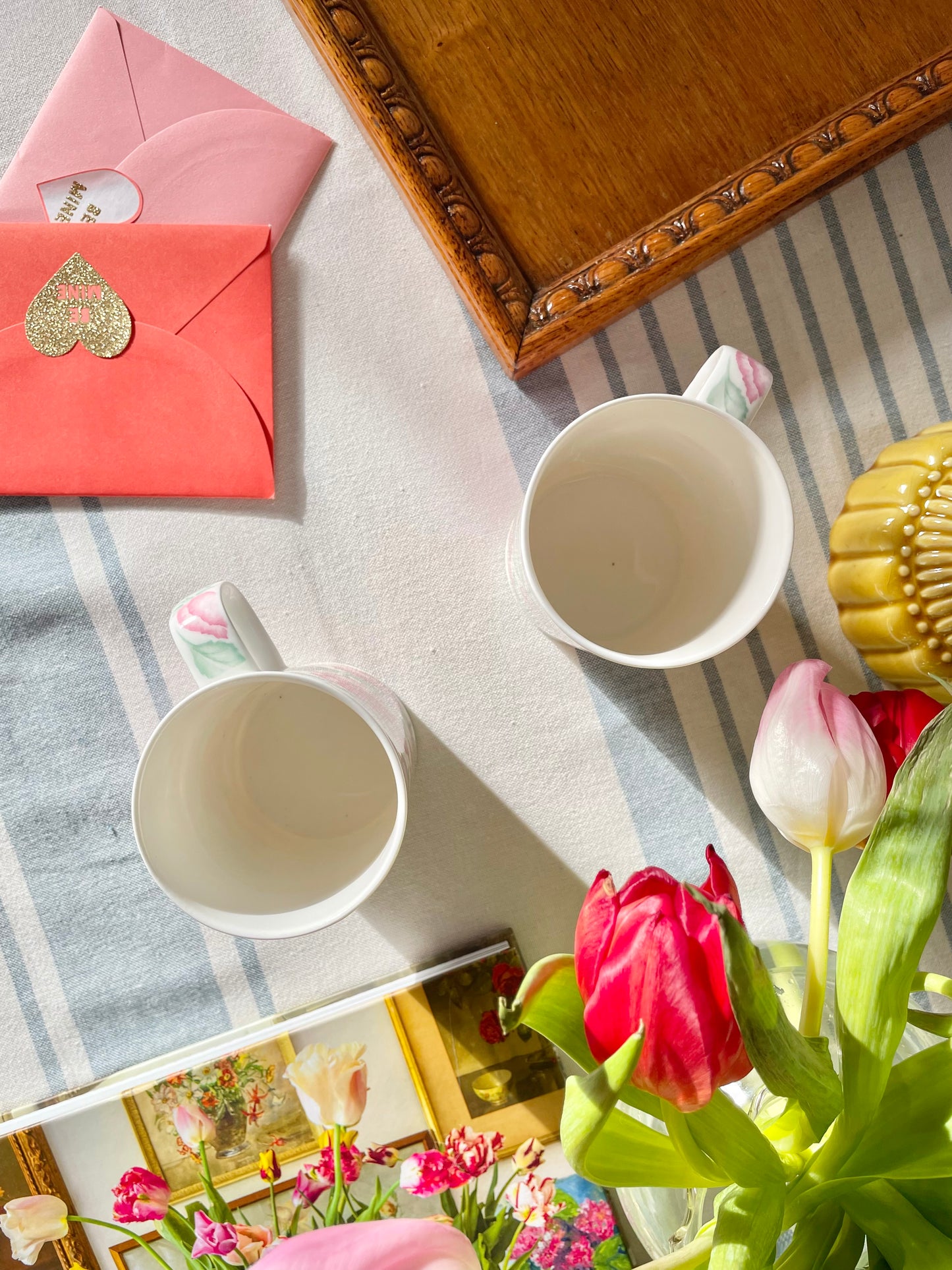 Dunmoon Canterbury Rose Mugs