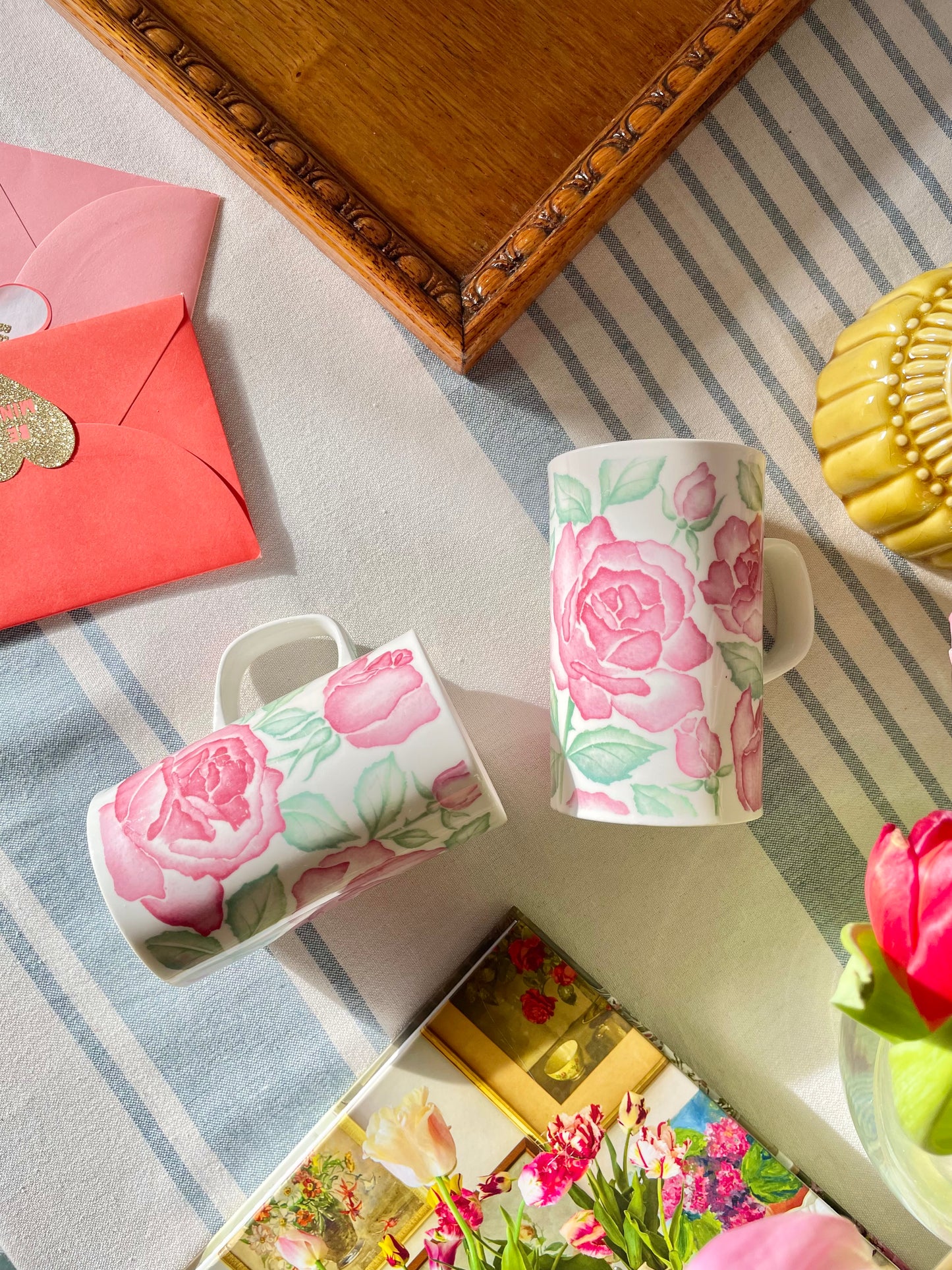 Dunmoon Canterbury Rose Mugs