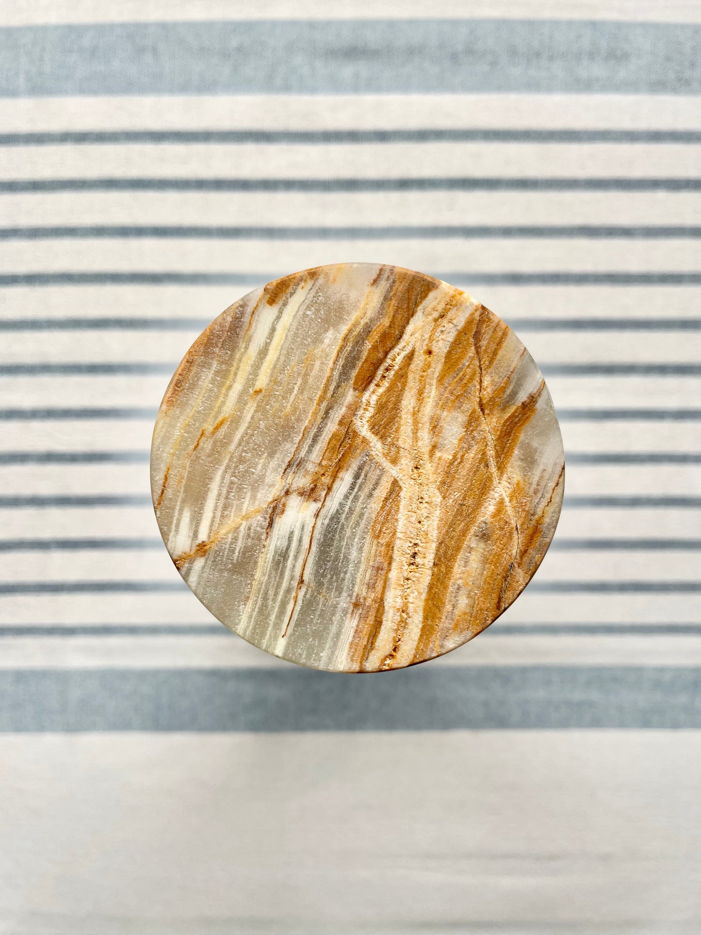 Onyx vase