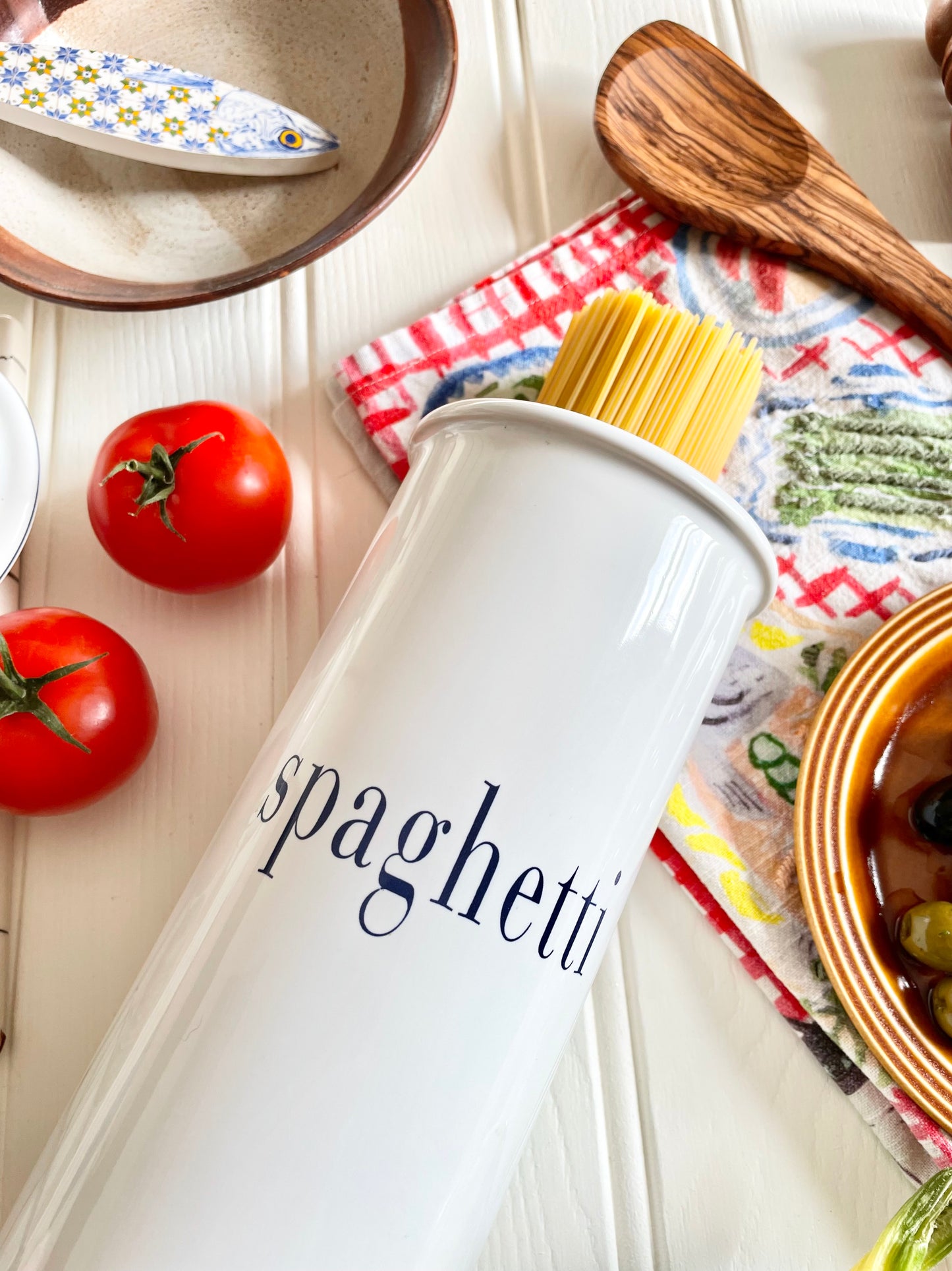 Spaghetti jar