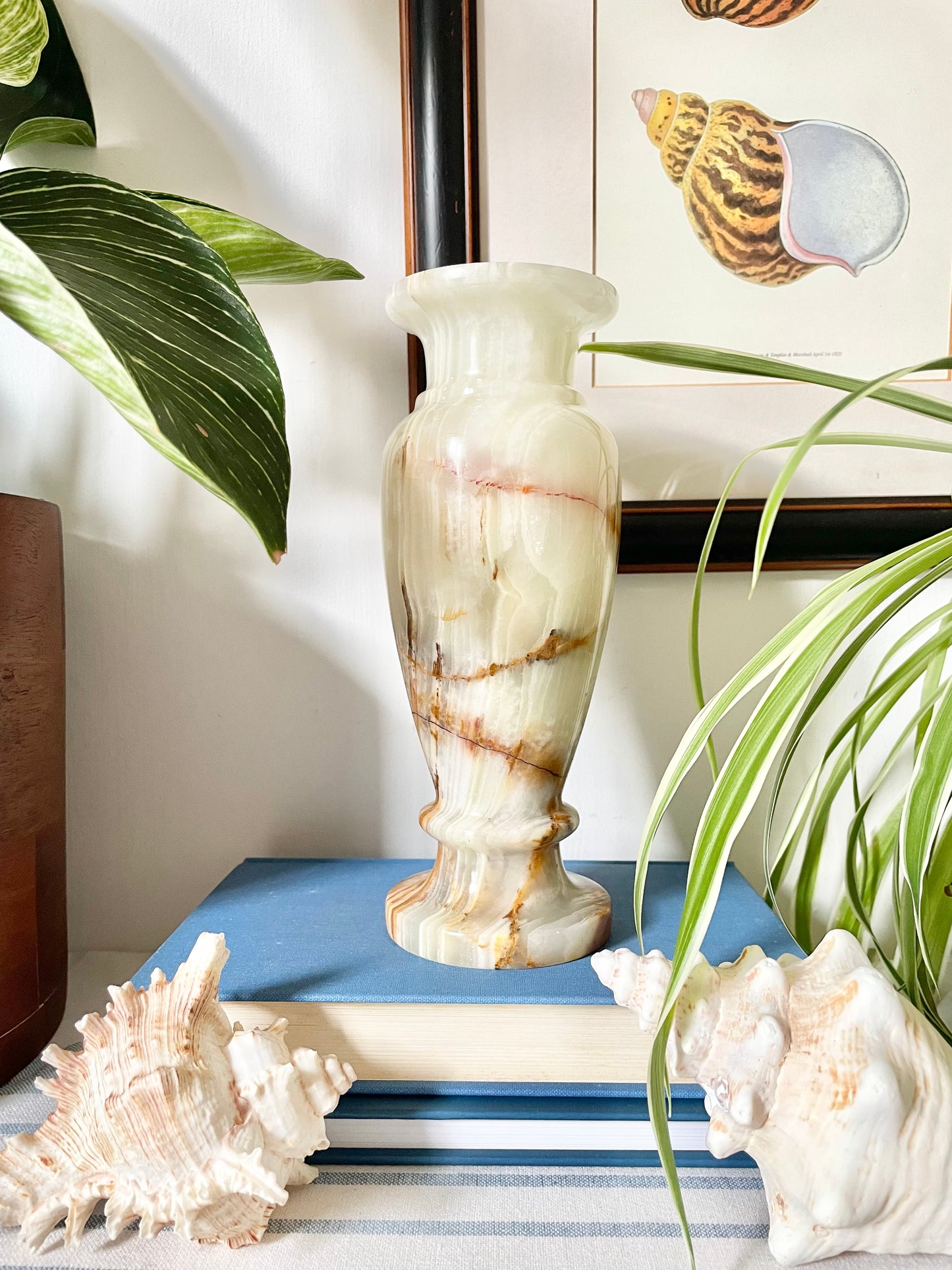 Onyx vase