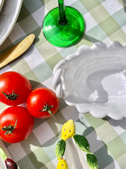 White ceramic scalloped edge basket